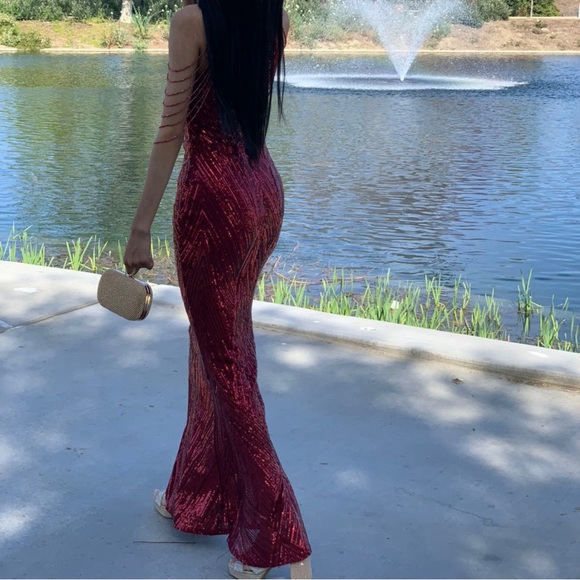 Wore only once - Picture 2 of 2